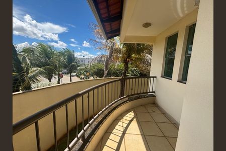 Casa para alugar com 482m², 3 quartos e 4 vagas Casa para alugar com 482m², 3 quartos e 4 vagasÁrea externa