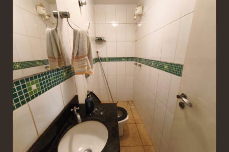 Casa para alugar com 482m², 3 quartos e 4 vagas Casa para alugar com 482m², 3 quartos e 4 vagasBanheiro