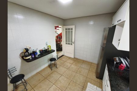 Casa para alugar com 482m², 3 quartos e 4 vagas Casa para alugar com 482m², 3 quartos e 4 vagasCozinha