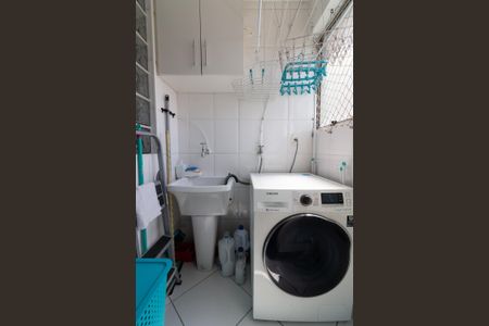 Apartamento à venda com 57m², 2 quartos e 1 vaga Apartamento à venda com 57m², 2 quartos e 1 vagaÁrea de Serviço