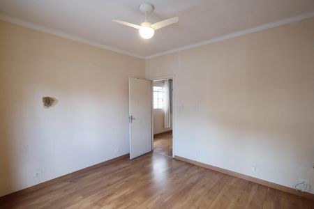 Casa à venda com 70m², 3 quartos e 2 vagasQuarto 2