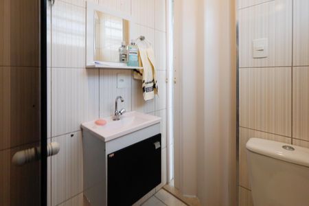 Casa à venda com 70m², 3 quartos e 2 vagasBanheiro