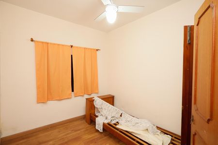 Casa à venda com 70m², 3 quartos e 2 vagasQuarto 1