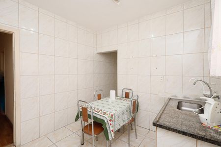 Casa à venda com 70m², 3 quartos e 2 vagasCozinha