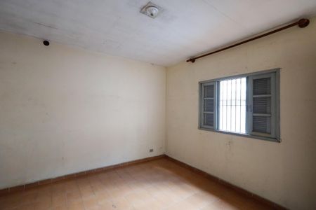 Casa à venda com 70m², 3 quartos e 2 vagasSuíte