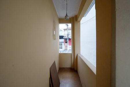 Casa à venda com 70m², 3 quartos e 2 vagasVaranda