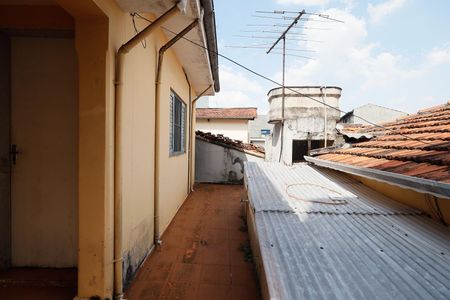 Casa à venda com 70m², 3 quartos e 2 vagasQuintal