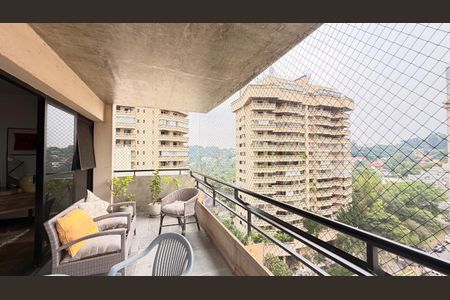 Apartamento à venda com 235m², 3 quartos e 3 vagas Apartamento à venda com 235m², 3 quartos e 3 vagasFoto 12