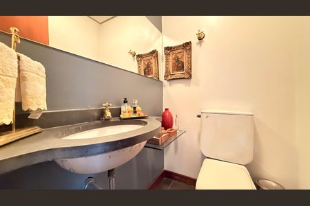 Apartamento à venda com 235m², 3 quartos e 3 vagas Apartamento à venda com 235m², 3 quartos e 3 vagasFoto 15