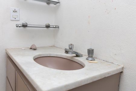 Banheiro de apartamento para alugar com 1 quarto, 51m² em Cidade Baixa, Porto Alegre