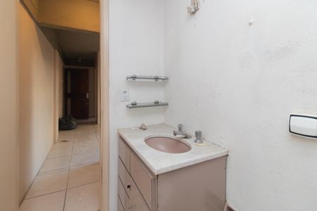 Banheiro de apartamento para alugar com 1 quarto, 51m² em Cidade Baixa, Porto Alegre