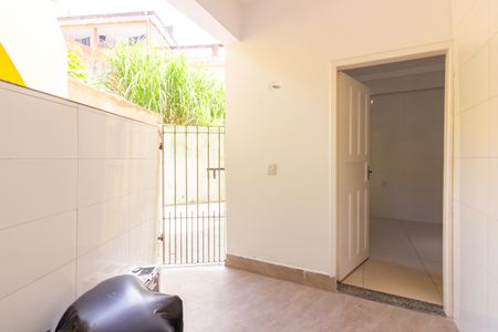 Casa para alugar com 30m², 1 quarto e sem vagaÁrea de Serviço 
