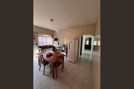 Casa à venda com 4 quartos, 221m² em Jardim Bertioga, Várzea Paulista