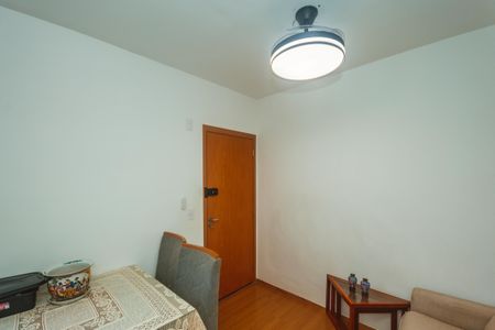 Apartamento para alugar com 2 quartos, 45m² em Urca (justinópolis), Ribeirão das Neves