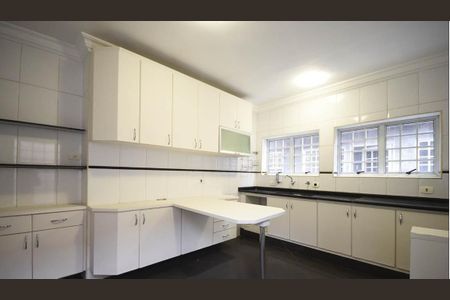 Casa à venda com 280m², 4 quartos e 4 vagas93856547-7330-4583-8fd7-9a6e352f58af - andrea teixeira chicharo.jpeg