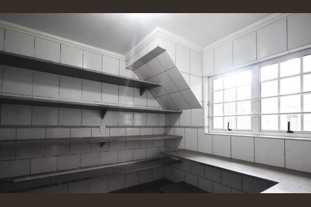 Casa à venda com 280m², 4 quartos e 4 vagas77fbde70-85bf-4c7b-8d55-3ee590d50a4b - andrea teixeira chicharo.jpeg