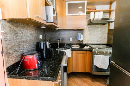 Apartamento para alugar com 50m², 1 quarto e 1 vaga Apartamento para alugar com 50m², 1 quarto e 1 vagaCozinha - Armários