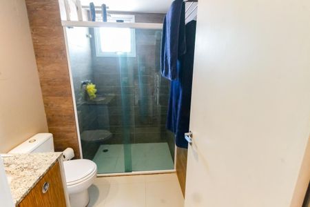 Apartamento para alugar com 50m², 1 quarto e 1 vaga Apartamento para alugar com 50m², 1 quarto e 1 vagaBanheiro da Suíte