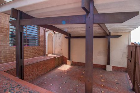 Casa à venda com 126m², 2 quartos e 2 vagas07garagem001.jpg