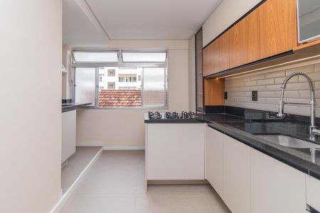 Apartamento à venda com 81m², 2 quartos e sem vaga Apartamento à venda com 81m², 2 quartos e sem vagaCozinha e Área de Serviço