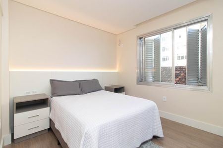 Quarto 1 de apartamento à venda com 2 quartos, 81m² em Cidade Baixa, Porto Alegre