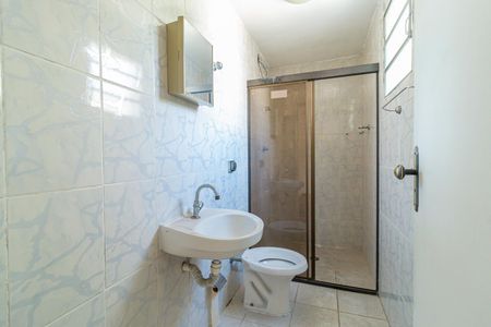 Casa à venda com 55m², 2 quartos e sem vaga05banheiros001.jpg