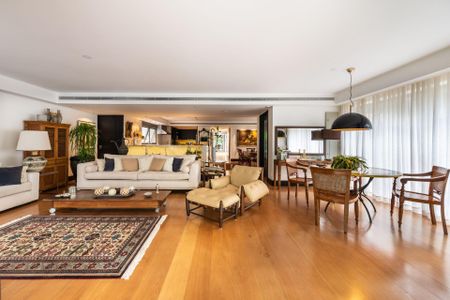 Casa à venda com 3 quartos, 459m² em Alto de Pinheiros, São Paulo
