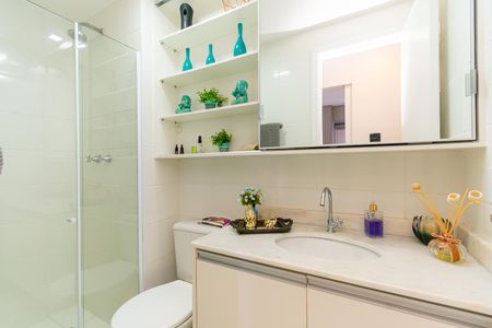 Apartamento à venda com 55m², 2 quartos e 1 vagaBanheiro 2