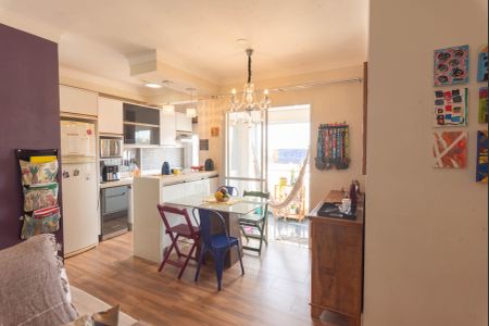 Apartamento para alugar com 66m², 2 quartos e 1 vaga Apartamento para alugar com 66m², 2 quartos e 1 vagaSala