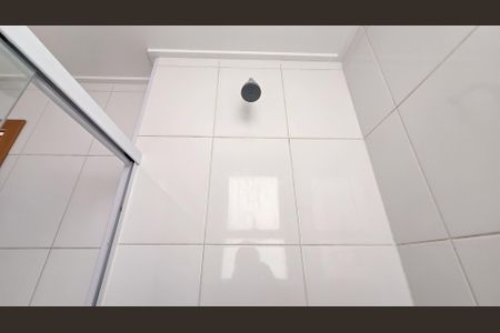 Apartamento para alugar com 65m², 2 quartos e 1 vaga Apartamento para alugar com 65m², 2 quartos e 1 vagaBanheiro Corredor