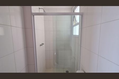 Apartamento para alugar com 65m², 2 quartos e 1 vaga Apartamento para alugar com 65m², 2 quartos e 1 vagaBanheiro Corredor