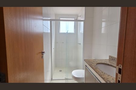 Apartamento para alugar com 65m², 2 quartos e 1 vaga Apartamento para alugar com 65m², 2 quartos e 1 vagaBanheiro Suíte