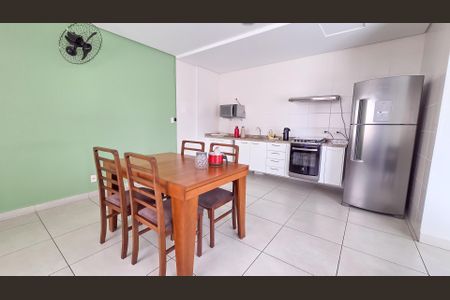 Apartamento para alugar com 65m², 2 quartos e 1 vaga Apartamento para alugar com 65m², 2 quartos e 1 vagaÁrea comum - Salão de festas