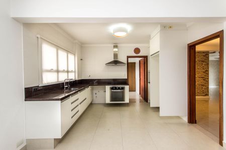 Apartamento à venda com 194m², 4 quartos e 3 vagas04cozinha006.jpg
