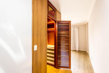 Apartamento à venda com 194m², 4 quartos e 3 vagas06dormitorios005.jpg