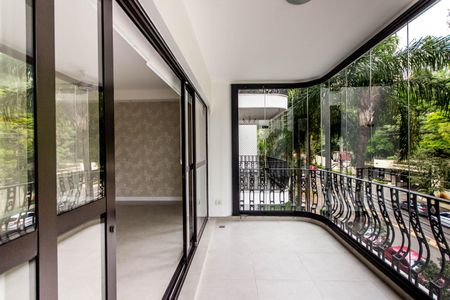 Apartamento à venda com 194m², 4 quartos e 3 vagas03sala010.jpg