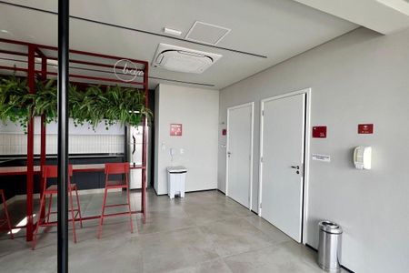 Studio à venda com 38m², 1 quarto e sem vagaÁrea Comum - Bar da Piscina