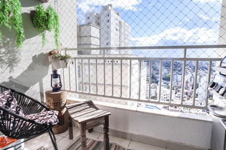 Apartamento à venda com 85m², 3 quartos e 3 vagas Apartamento à venda com 85m², 3 quartos e 3 vagasVaranda da Sala