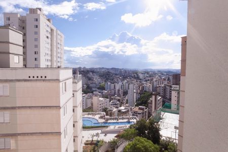 Apartamento à venda com 85m², 3 quartos e 3 vagas Apartamento à venda com 85m², 3 quartos e 3 vagasVaranda da Sala