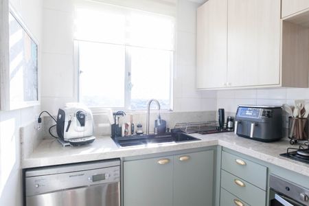 Apartamento à venda com 85m², 3 quartos e 3 vagas Apartamento à venda com 85m², 3 quartos e 3 vagasCozinha