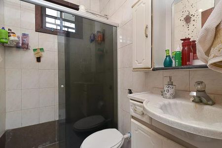 Casa à venda com 200m², 4 quartos e 1 vaga Casa à venda com 200m², 4 quartos e 1 vagaBanheiro Social