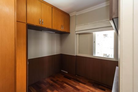 Apartamento à venda com 184m², 3 quartos e 3 vagasQuarto 2