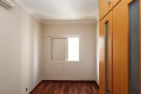 Apartamento à venda com 184m², 3 quartos e 3 vagasQuarto 3
