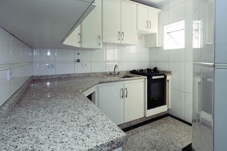Apartamento à venda com 184m², 3 quartos e 3 vagasCozinha