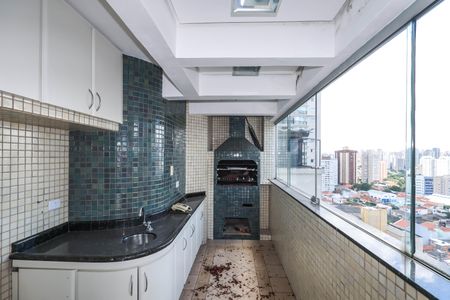 Apartamento à venda com 184m², 3 quartos e 3 vagasQuintal