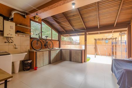 Casa para alugar com 200m², 3 quartos e 1 vaga