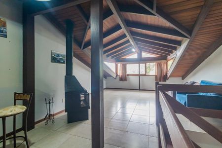 Casa para alugar com 200m², 3 quartos e 1 vaga