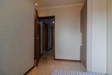 Casa para alugar com 3 quartos, 200m² em Guarujá, Porto Alegre