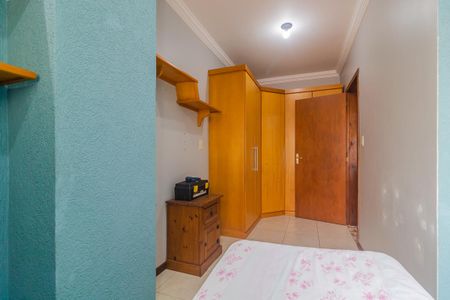 Casa para alugar com 3 quartos, 200m² em Guarujá, Porto Alegre