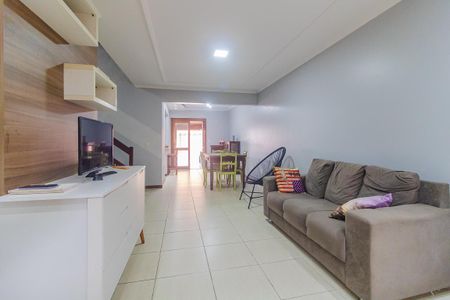 Casa para alugar com 200m², 3 quartos e 1 vaga